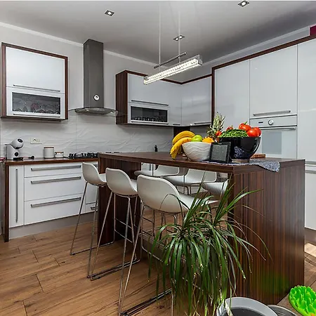 Under The Wine Grapes - Apartment Opatija